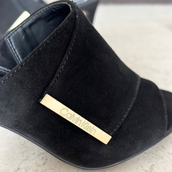 NWOT Calvin Klein carine black suede sandals - Picture 7 of 15